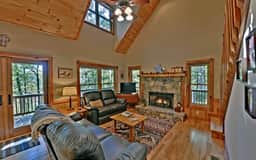 100 Acre Wood|Hot Tub|Fire Pit|Pool Table