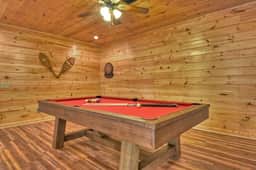 Three Cubs Cottage | Pet Friendly | Fire Pit |