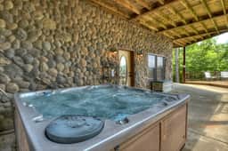 Copper Top- Hot Tub, MTN Views, Outdoor Fireplace