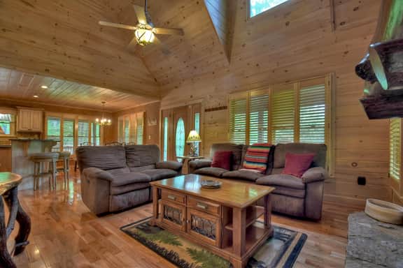Serenity Acres | Pet Friendly | Hot Tub | Fire Pit