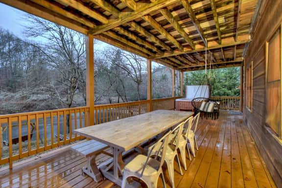 Troutlandia|Pet Friendly, Fish From Cabin, Hot Tub