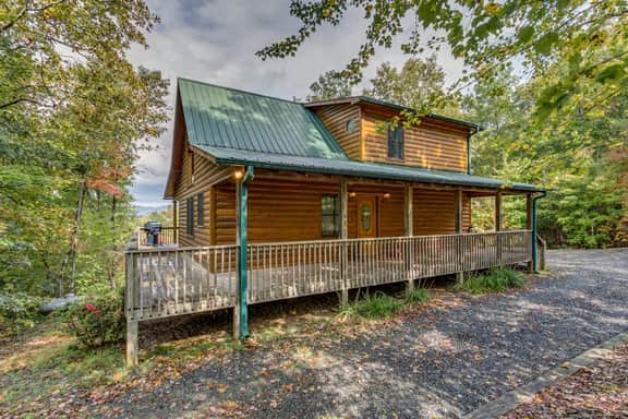 Treetops | Hot Tub | Fire Pit | Pool Table
