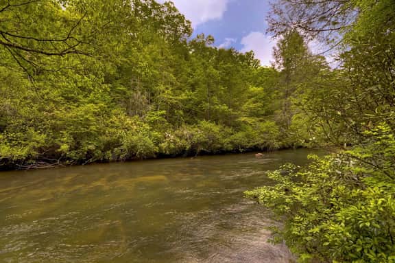 Go Fish | Creek Front | Pool Table | Fire Pit