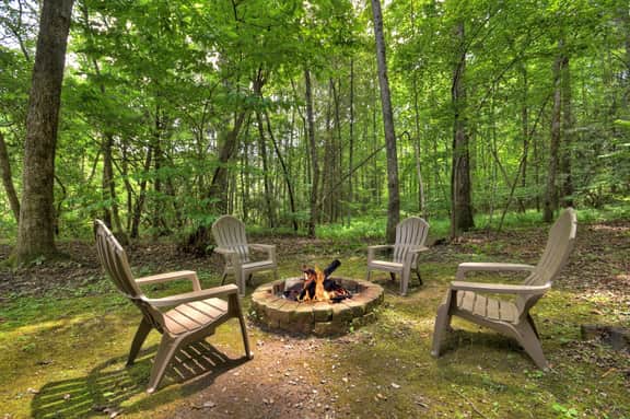 Gone Fish Inn| Creek Frontage| Hot Tub| Pool Table