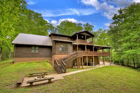 Hidden Creek- Trail to Creek, Hot Tub, Pool Table