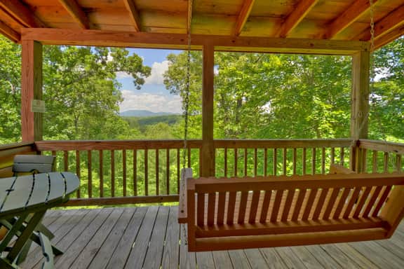 Bear Ridge Hideaway, Hot Tub, Pool Table, MTN View