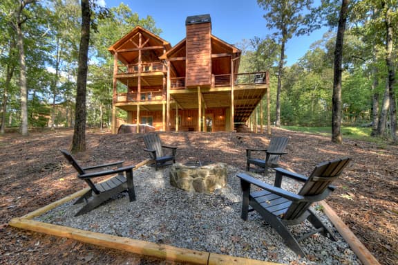 Rusty Nail  | Fire Pit | Hot Tub