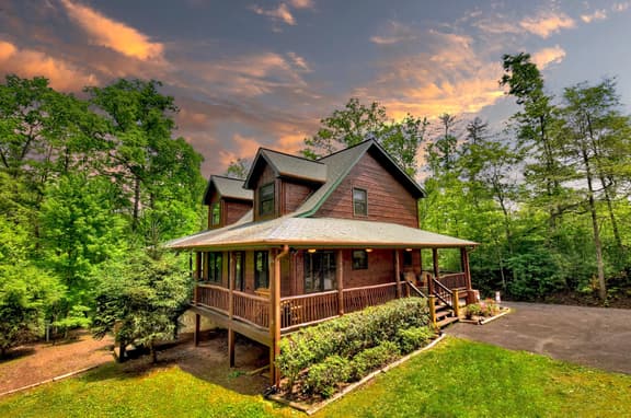 Serenity Acres | Pet Friendly | Hot Tub | Fire Pit