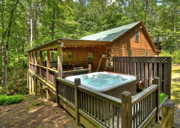 Morning Dew- Hot Tub | Fire Pit