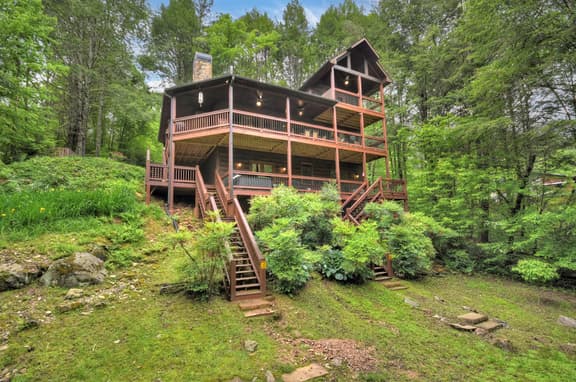 Go Fish | Creek Front | Pool Table | Fire Pit