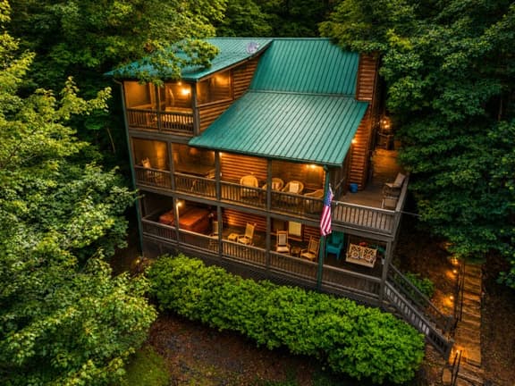 Wild Water Lodge-Hot Tub,Fish From Cabin,PoolTable