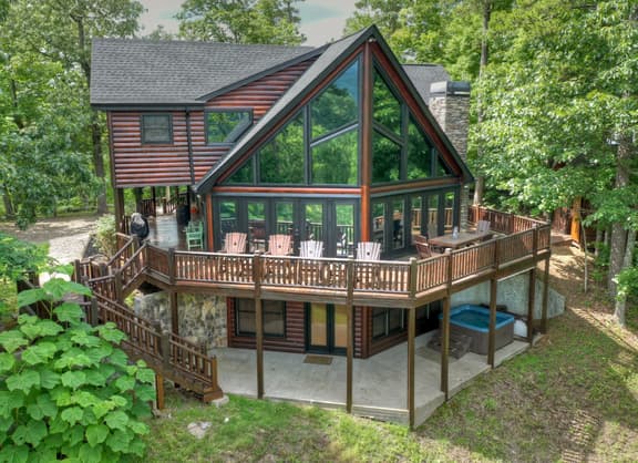 Born In The Rockies- MTN Views, Hot Tub, Fire Pit